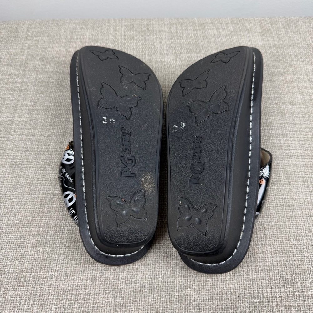 Alegria Black Floral Peace Sign Clogs - Picture 6 of 9